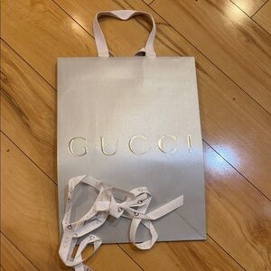 Gucci Shimmery Cream-Gray Gift Bag with Gold Logo